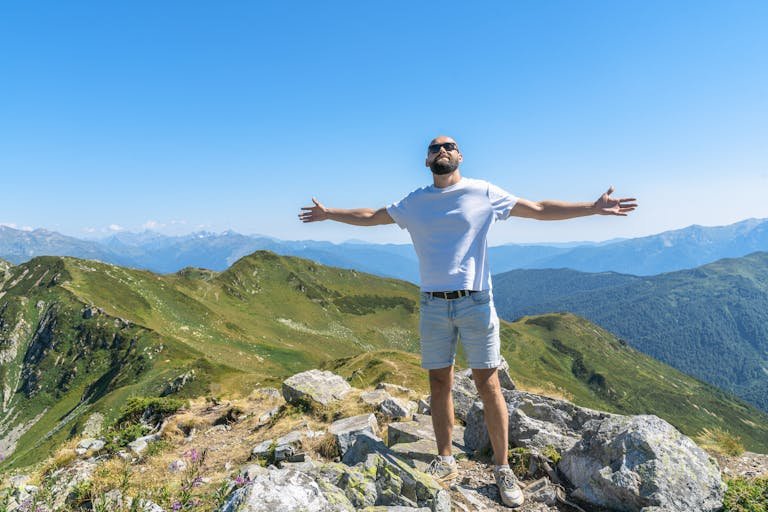 20 Positive Motivational Quotes for Success and Growth