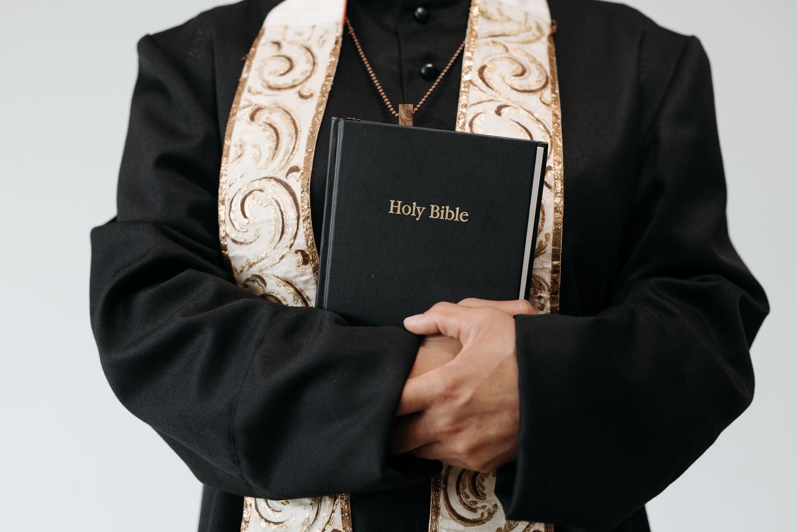 10 Pastor Appreciation Ideas and Quotes to Show Your Gratitude 10 Pastor Appreciation Ideas and Quotes to Show Your Gratitude